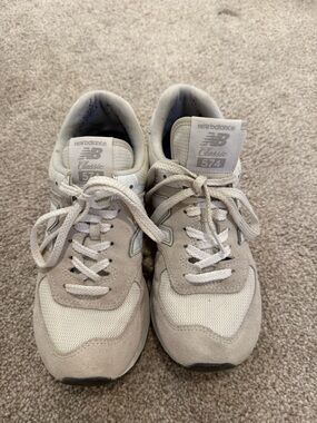 New Balance 574 Sneakers in Light Gray and White